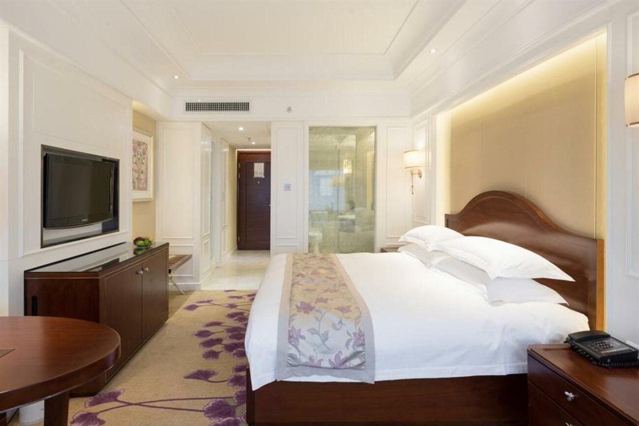 New Era Hotel Kunming Exterior foto