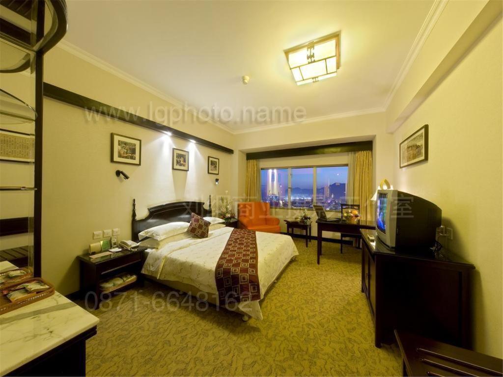 New Era Hotel Kunming Exterior foto